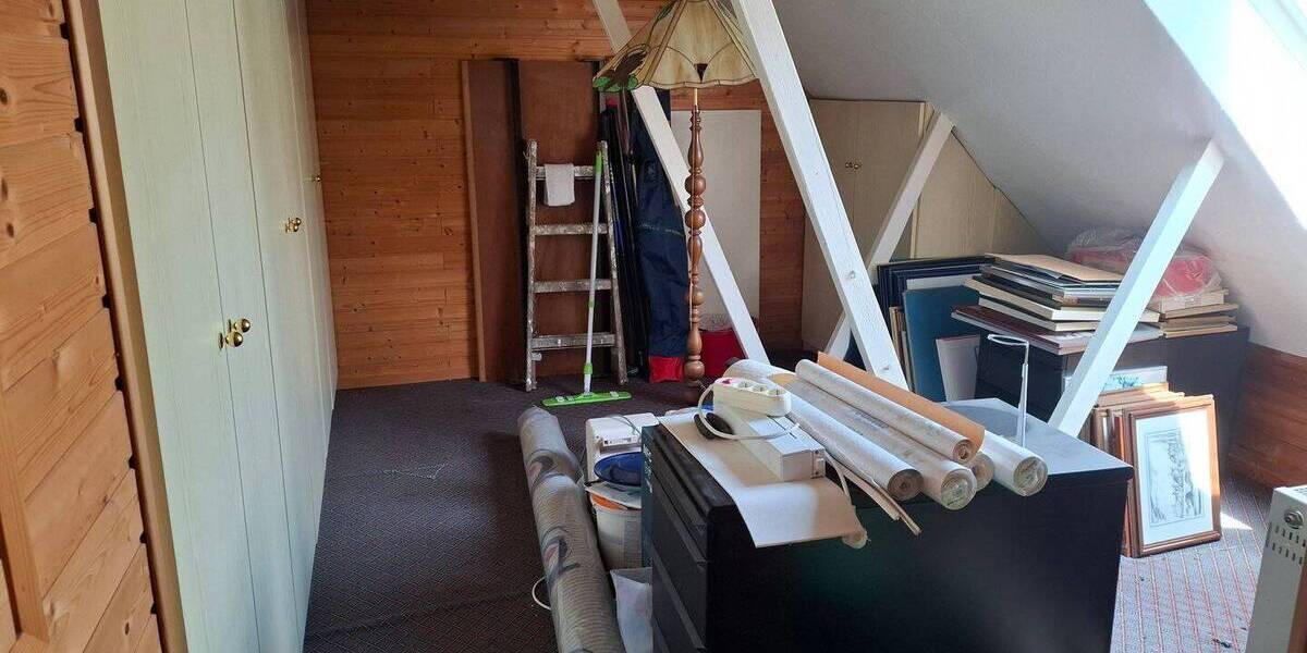 Freistehendes Ein-Zweifamilienhaus mit Garten, Sauna und Kellerbar in ruhiger Sackgasse in Moers-Kapellen zimmer