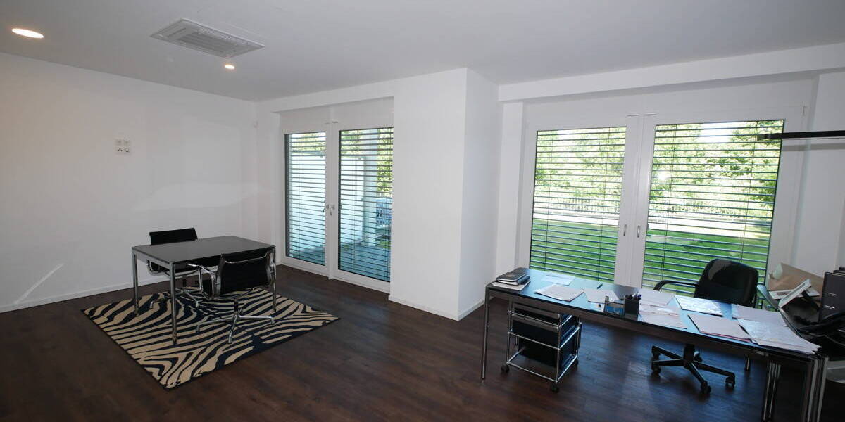 Gewerbeobjekt Gelsenkirchen / Bismarck Bismarck - 5 Zimmer, 198 m&sup2;, 2.900&euro; | Angebot:25707097