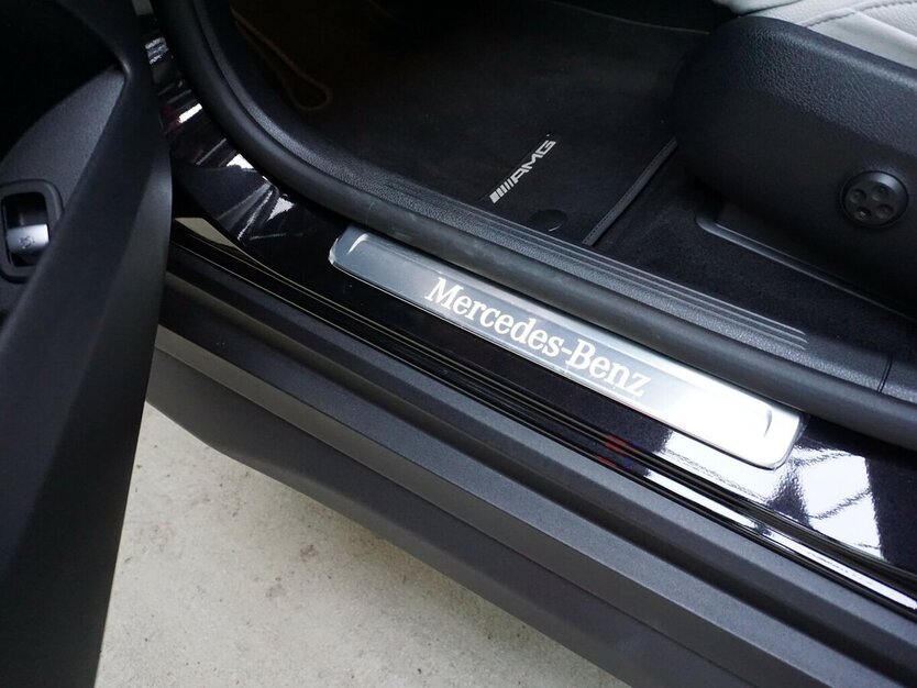 Mercedes-Benz GLC 220 d 4M AMG Pano Leder Memory MBUX 360° 9.229 km 57.400 € Wuppertal 42327