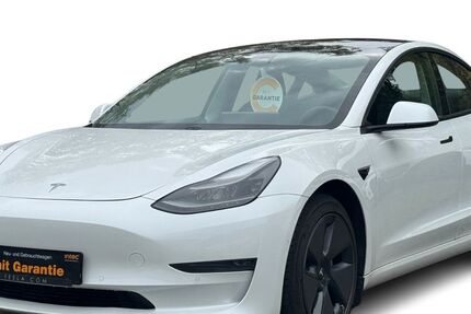 Tesla Model 3 129.000 km 25.480 € Duisburg 47249