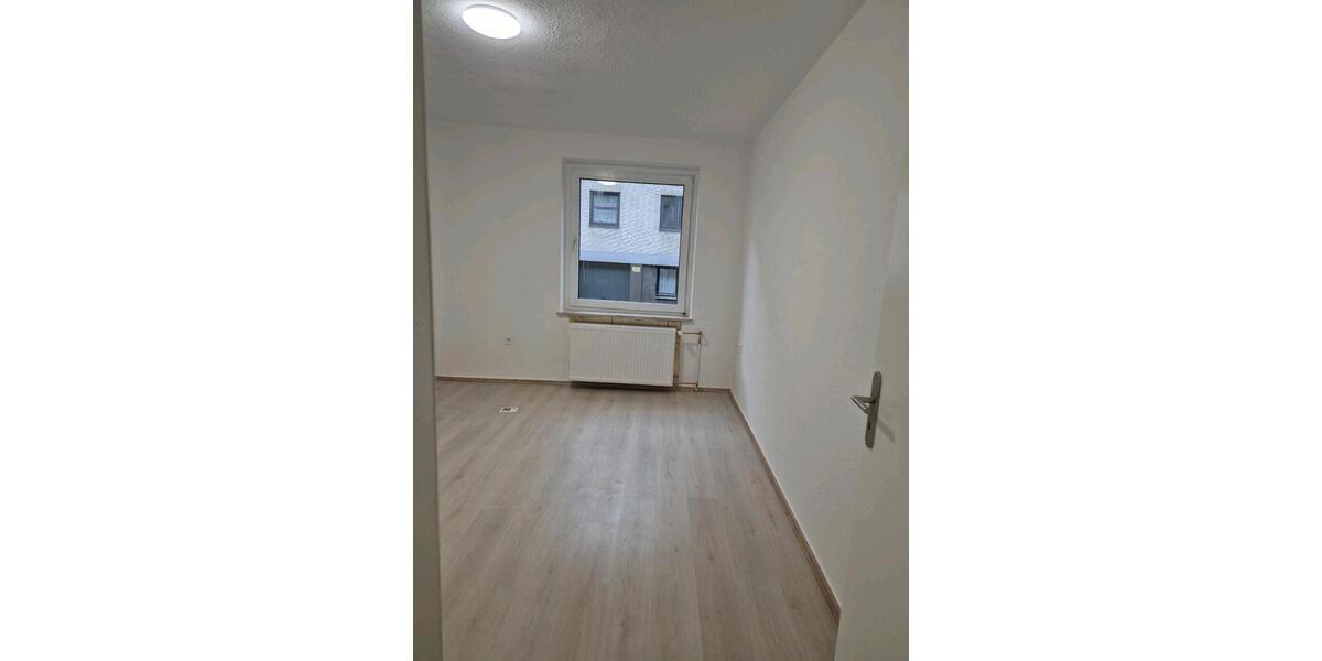 Etagenwohnung Gelsenkirchen - 2 Zimmer, 60 m&sup2;, 74.000&euro; | Angebot:25794384