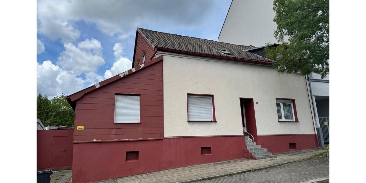 Einfamilienhaus Gelsenkirchen Rotthausen - 10 Zimmer, 141 m&sup2;, 290.000&euro; | Angebot:27457357
