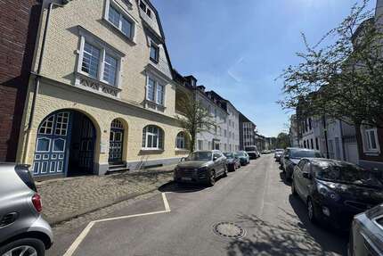 Halle in Düsseldorf 479.000 € 200 m²