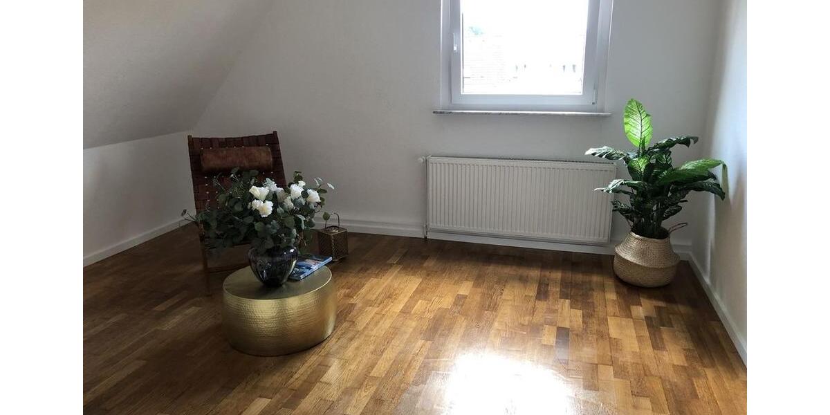 Dachgeschoßwohnung Essen Stadtbezirk IX - 2 Zimmer, 48 m&sup2;, 520&euro; | Angebot:26221222