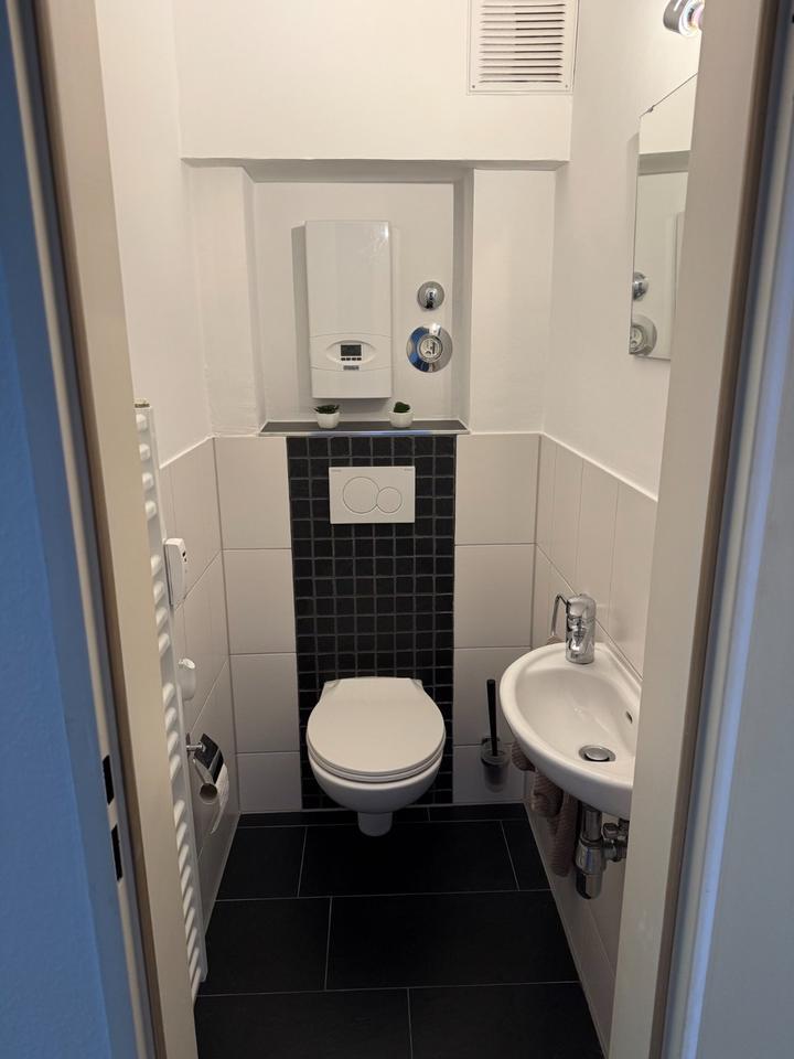 3 Zimmer Hattingen-Niederwenigern mit Gäste-WC und Videosprechanl