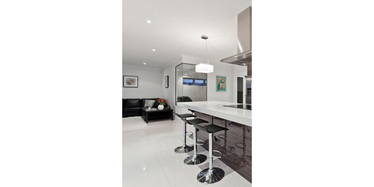 Erstbezug! Exklusive Penthousewohnung im Juli 26 zu vermieten! 3 zimmer