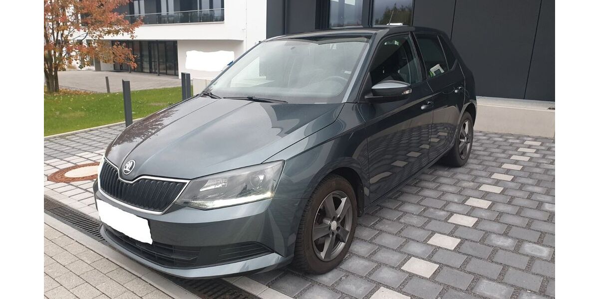 Skoda Fabia 92.458 km 6.999 &euro; Wuppertal 42329
