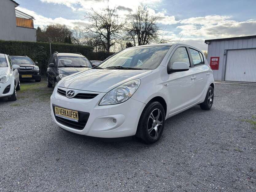 Hyundai i20 125.000 km 4.690 € Dortmund 44388