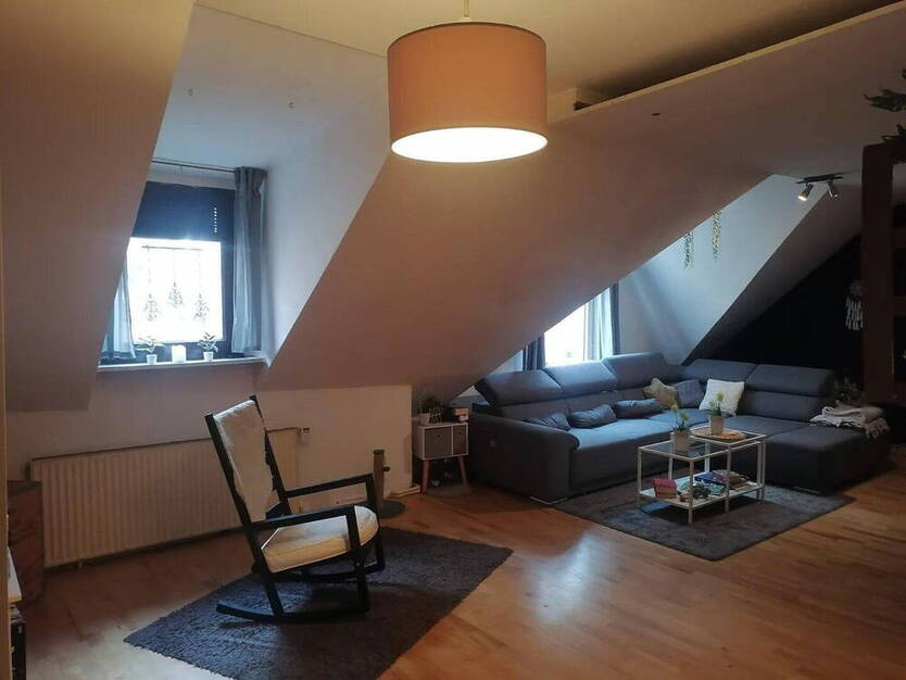 Wohnen mit Weitblick und Garten - großzügige Wohnung