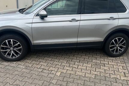 VW Tiguan 125.425 km 17.950 &euro; Erkrath 40699