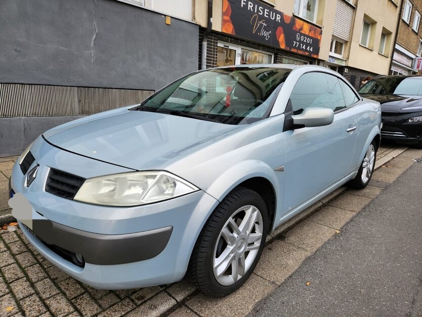 Renault Megane II Coupé-Cabriolet 196.000 km 2.200 € Essen 45121