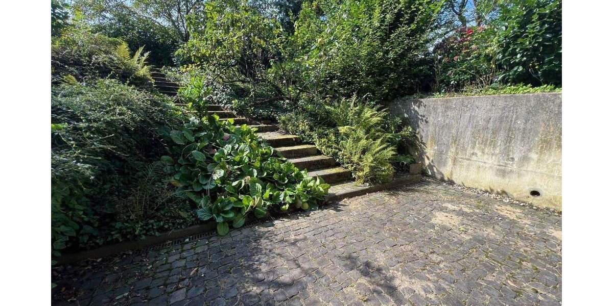 Bungalow mit großer Grundfläche Fußbodenheizung & Dämmung 1 zimmer