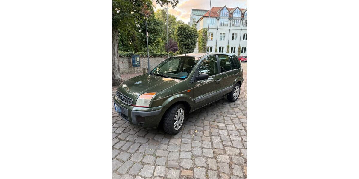 Ford Fusion 100.112 km 2.900 &euro; Gelsenkirchen 45894