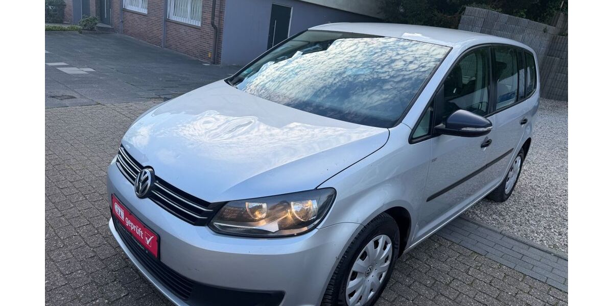 VW Touran 370.000 km 3.999 &euro; Essen 45147