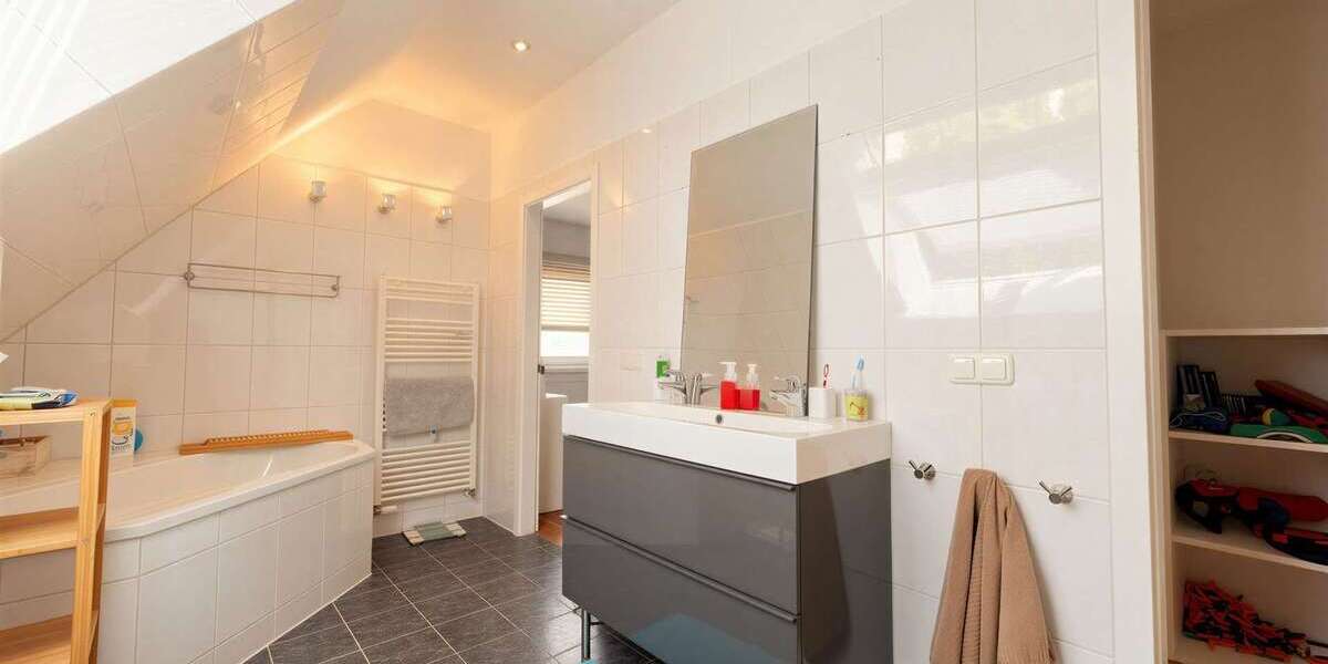 Maisonette-Traum in Burgaltendorf: 148 m², Balkon, Grünblick und viel Platz - Maisonettenwohnung Essen Stadtbezirk VIII | Angebot:26957680