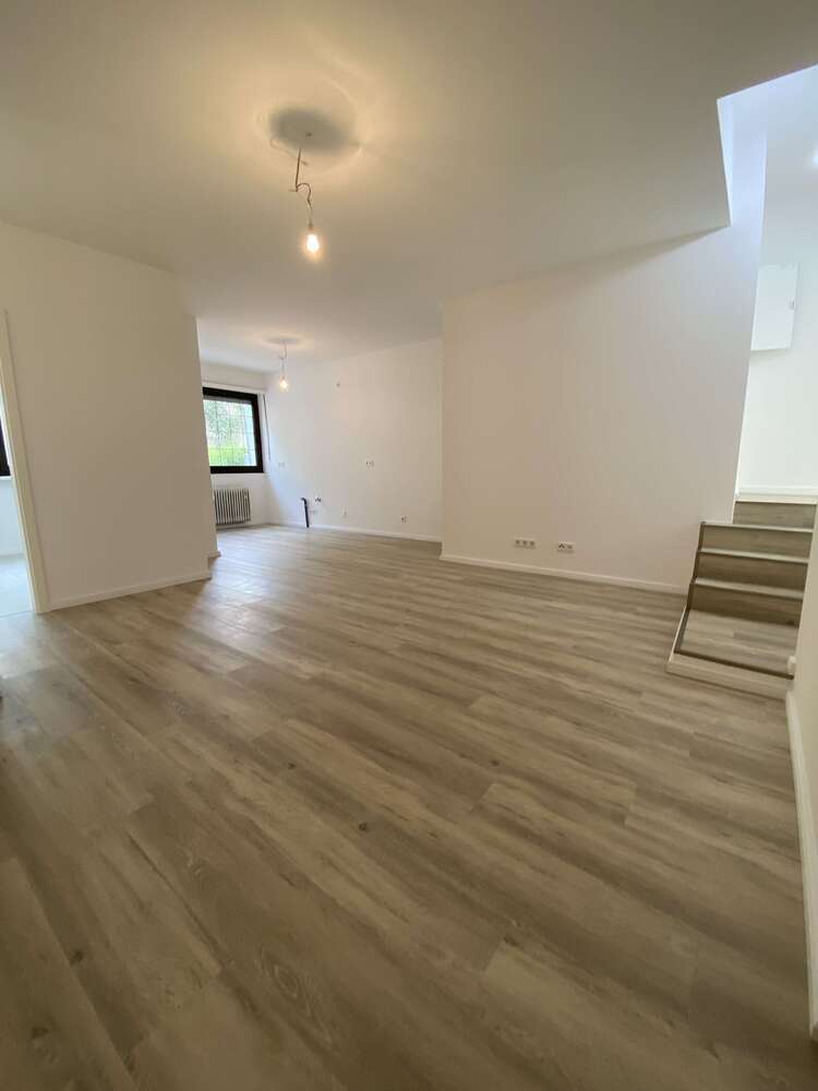 Wohnung zum Mieten in Duisburg 950 € 153.72 m²