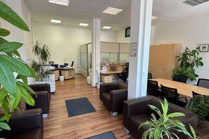 Büro in Erkrath 975 € 90 m²