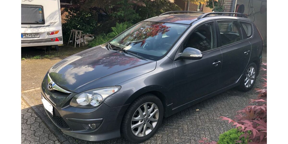 Hyundai i30 231.000 km 3.300 &euro; Mettmann 40822