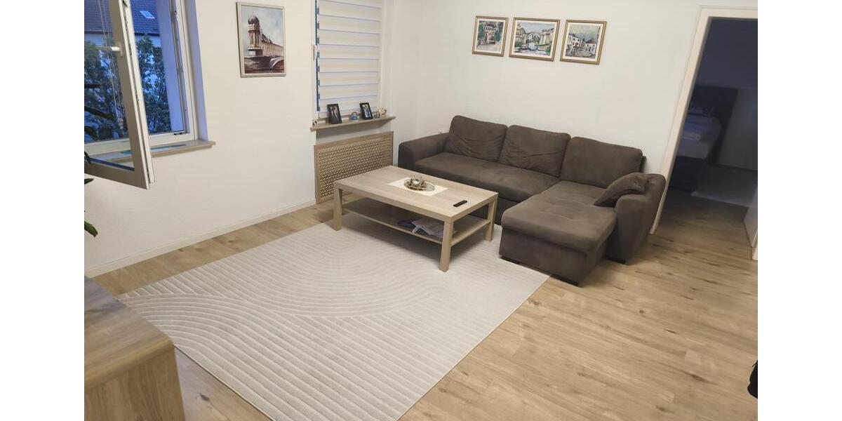 Dachgeschoßwohnung Essen Stadtkern - 2.5 Zimmer, 60 m&sup2;, 115.000&euro; | Angebot:27071948