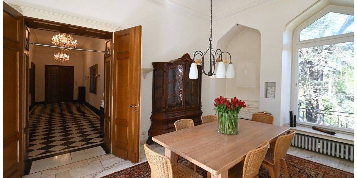 Etagenwohnung Essen Werden - 6 Zimmer, 214 m&sup2;, 634.000&euro; | Angebot:23516050