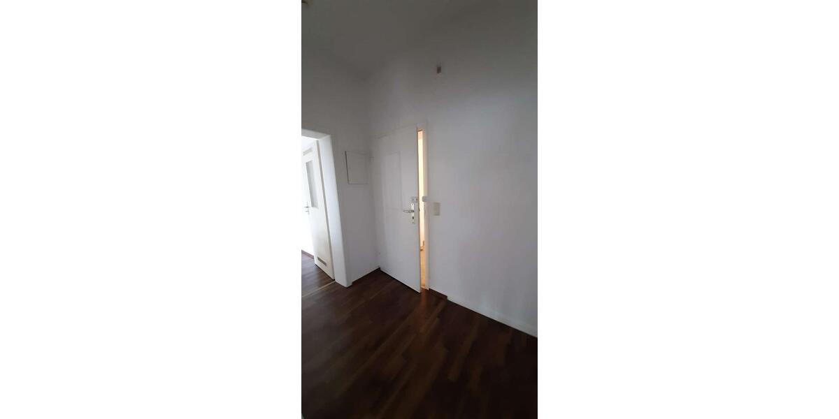 Zum Kühl 26 - schöne 1 ZKB Wohnung im 1. OG *mit Einbauküche* 1 zimmer