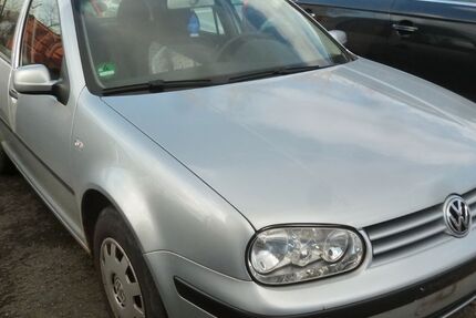 VW Golf 135.000 km 1.450 &euro; Bottrop 46238