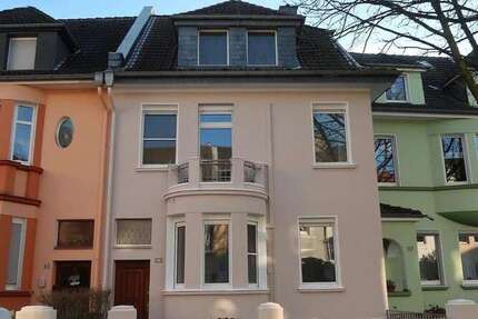 Haus zum Mieten in Düsseldorf 3.000 € 135 m²