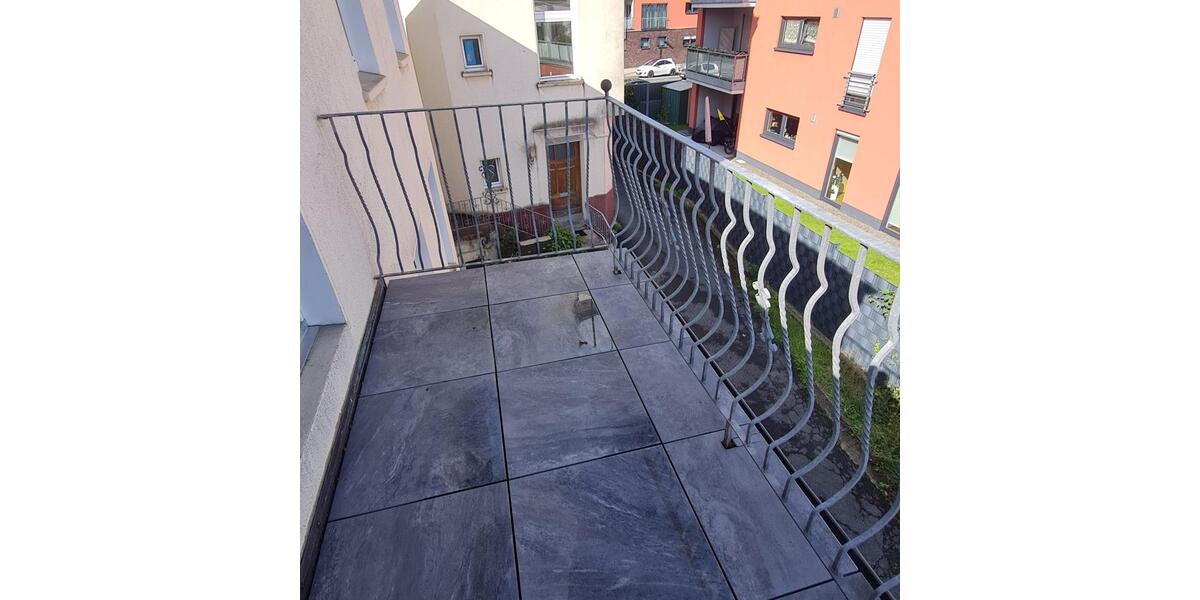 Kleine 2- Zimmer-Wohnung in zentraler Lage !!! 2 zimmer