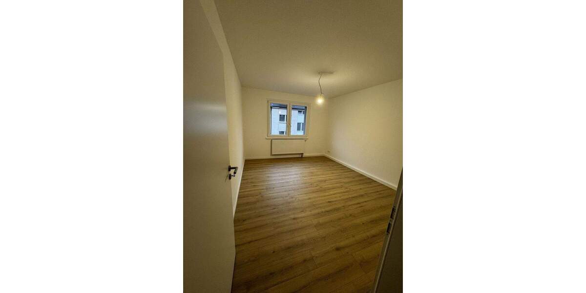 Erstbezug nach Sanierung: Moderne 43 m² Wohnung in Holsterhausen 2 zimmer