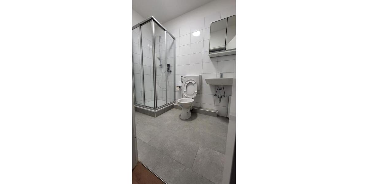 Etagenwohnung Oberhausen Schmachtendorf - 1 Zimmer, 38 m&sup2;, 590&euro; | Angebot:25784092