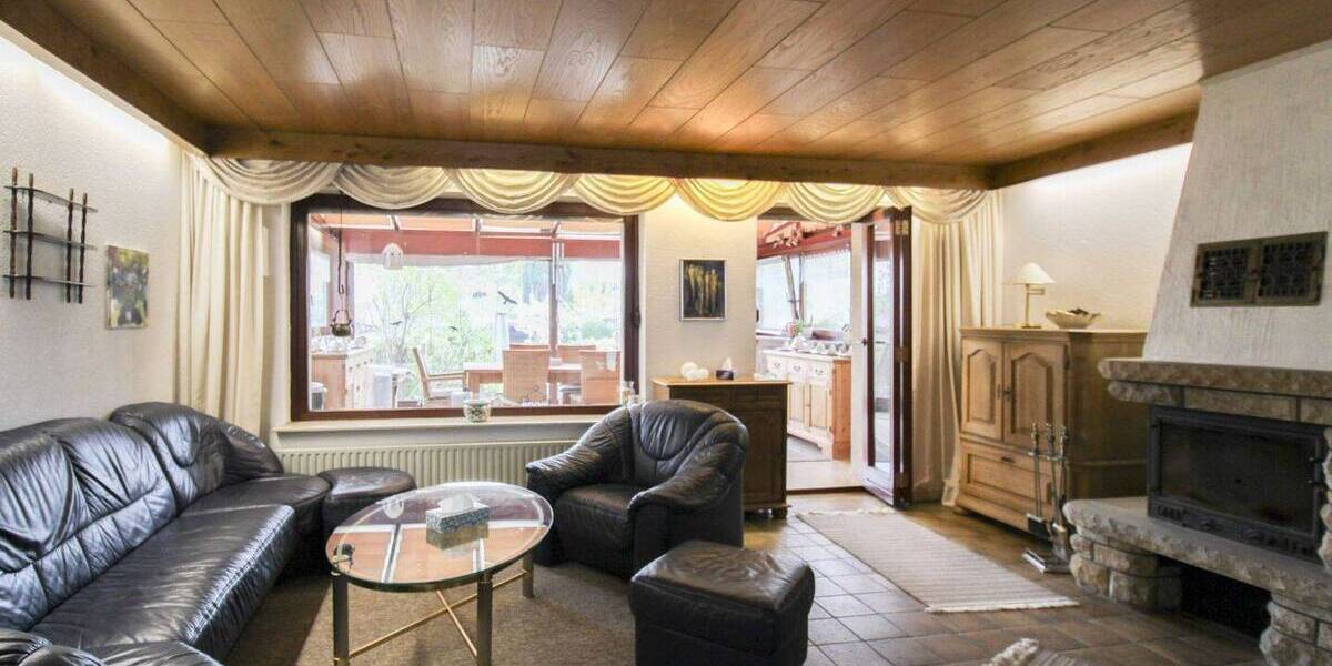 Reihenmittelhaus Essen Ostviertel - 4 Zimmer, 130 m&sup2;, 279.000&euro; | Angebot:26542889