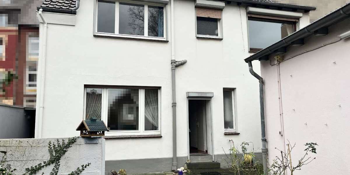 Haus zum Kaufen in Duisburg 259.000 € 167.64 m² 6 zimmer