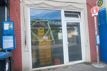 Ladenlokal oder Bürofläsche zimmer