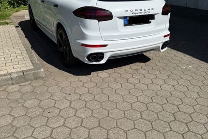 Porsche Cayenne 129.500 km 38.500 &euro; Essen 45143