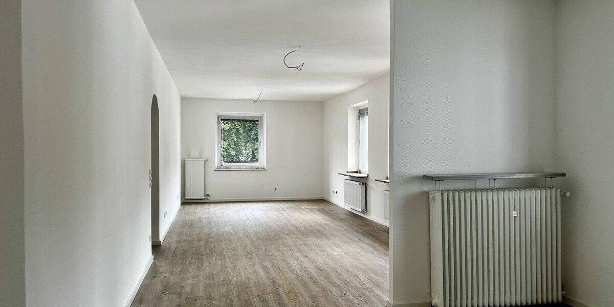 Etagenwohnung Oberhausen Altstadt-Süd - 2 Zimmer, 88 m&sup2;, 500&euro; | Angebot:26902806