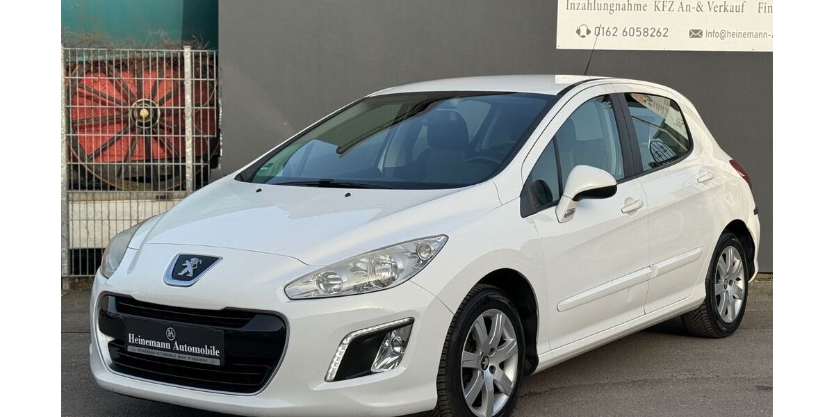 Peugeot 308 129.800 km 4.500 &euro; Essen 45139