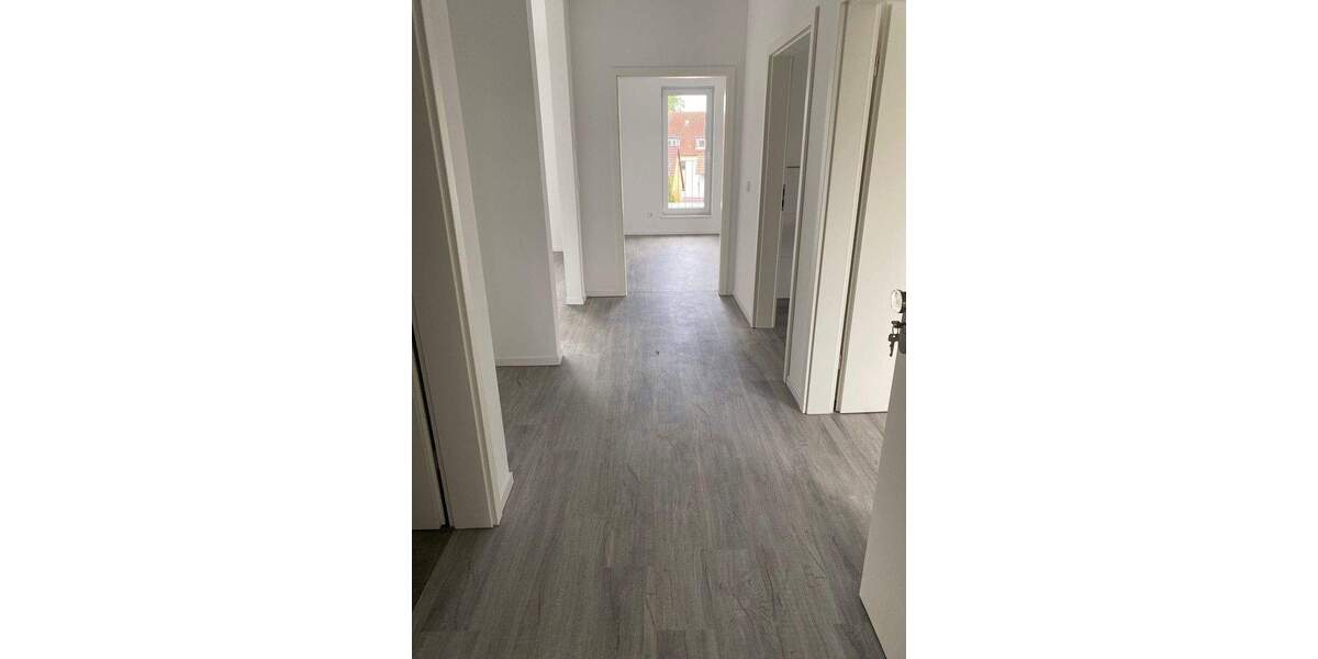 Etagenwohnung Essen Bochold - 4 Zimmer, 110 m&sup2;, 1.430&euro; | Angebot:25760327