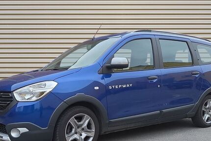 Dacia Lodgy 52.060 km 15.390 &euro; Duisburg 47059