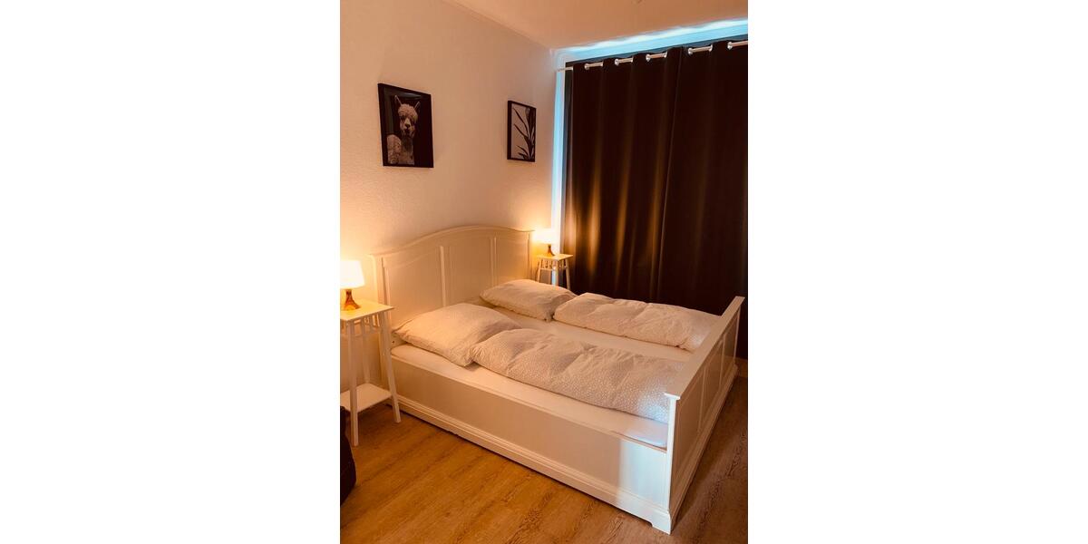 Etagenwohnung Essen Stadtkern - 1 Zimmer, 34 m&sup2;, 900&euro; | Angebot:24480082