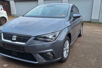Seat Ibiza 74.218 km 9.499 &euro; Oberhausen 46117