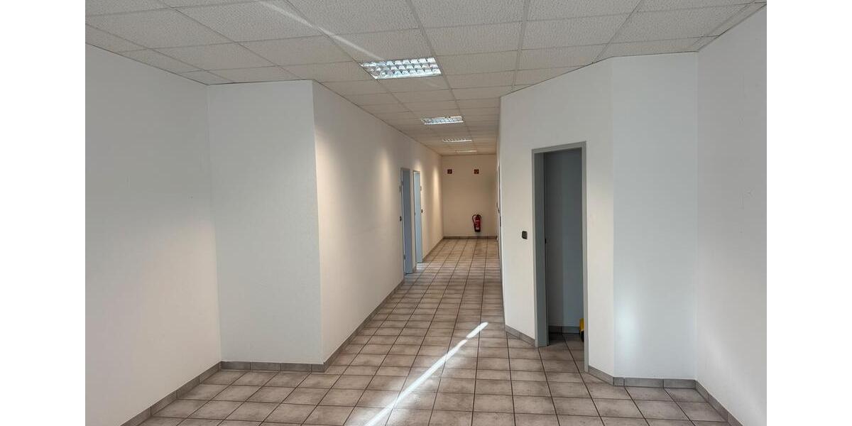 Bürofläche | 161 m² | M2 Gewerbegebiet zimmer
