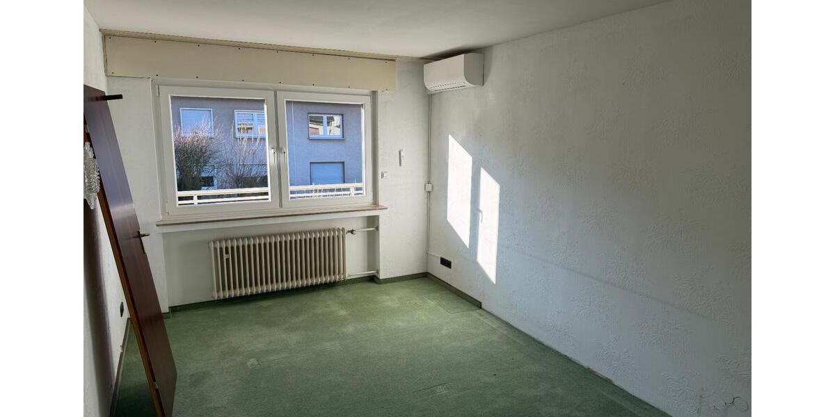 Reihenmittelhaus in ruhiger Lage - von Privat. 6 zimmer