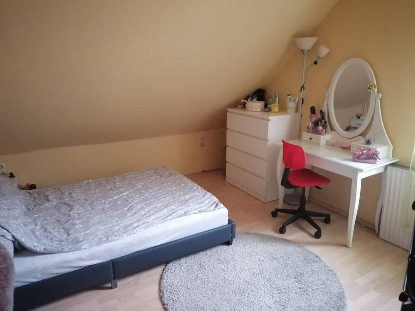 Wohnen mit Weitblick und Garten - großzügige Wohnung