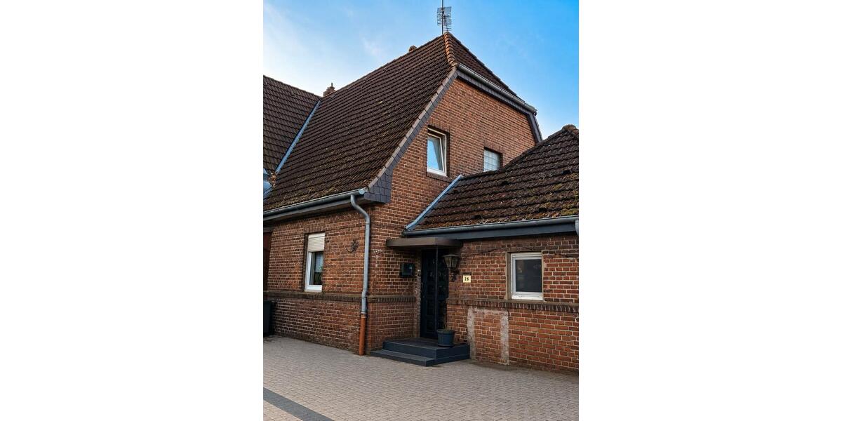 Reihenhaus Oberhausen Alt-Oberhausen - 6 Zimmer, 145 m&sup2;, 399.000&euro; | Angebot:27479940