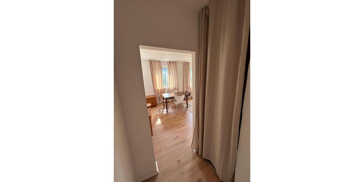 Etagenwohnung Essen Stadtbezirk VI - 1 Zimmer, 32 m&sup2;, 85.000&euro; | Angebot:27499407
