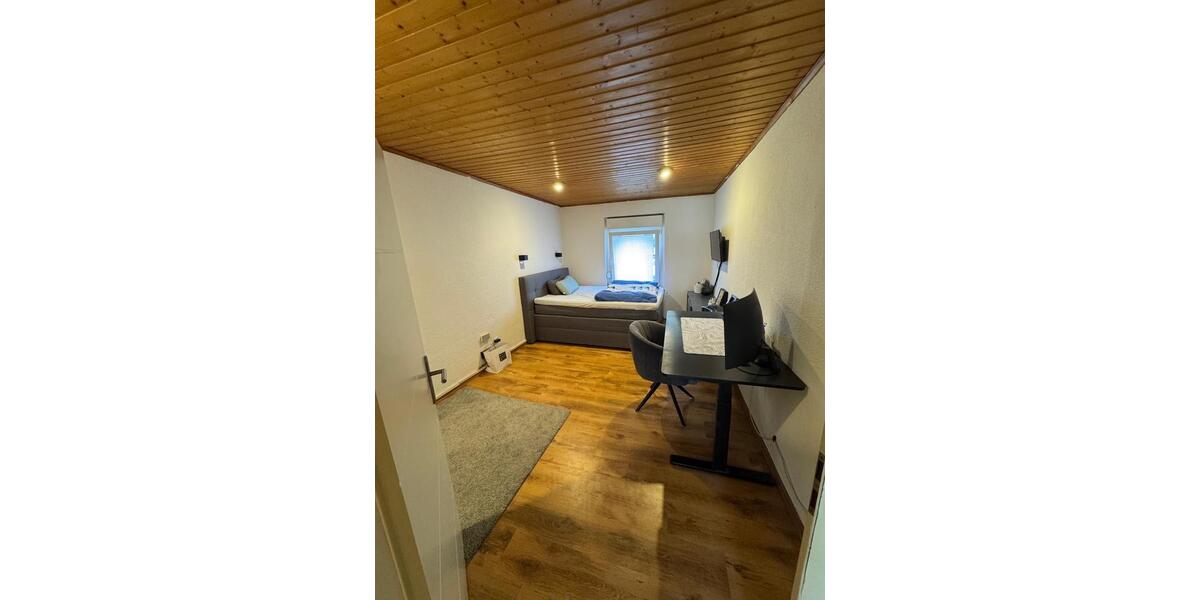 Etagenwohnung Essen Stadtbezirk IV - 5 Zimmer, 125 m&sup2;, 230.000&euro; | Angebot:27499345