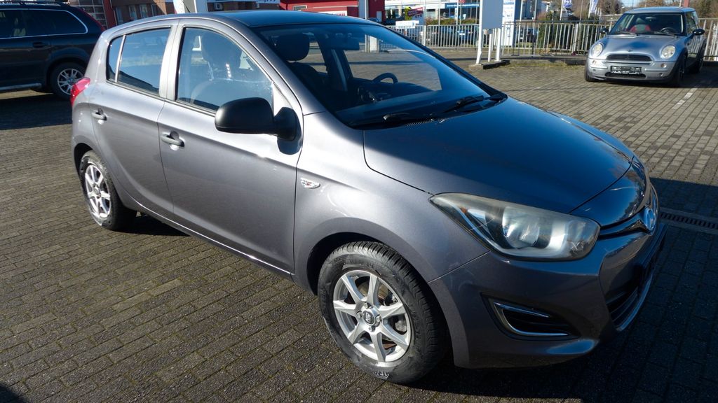 Hyundai i20 117.737 km 5.300 &euro; Hattingen (bei Bochum) 45527