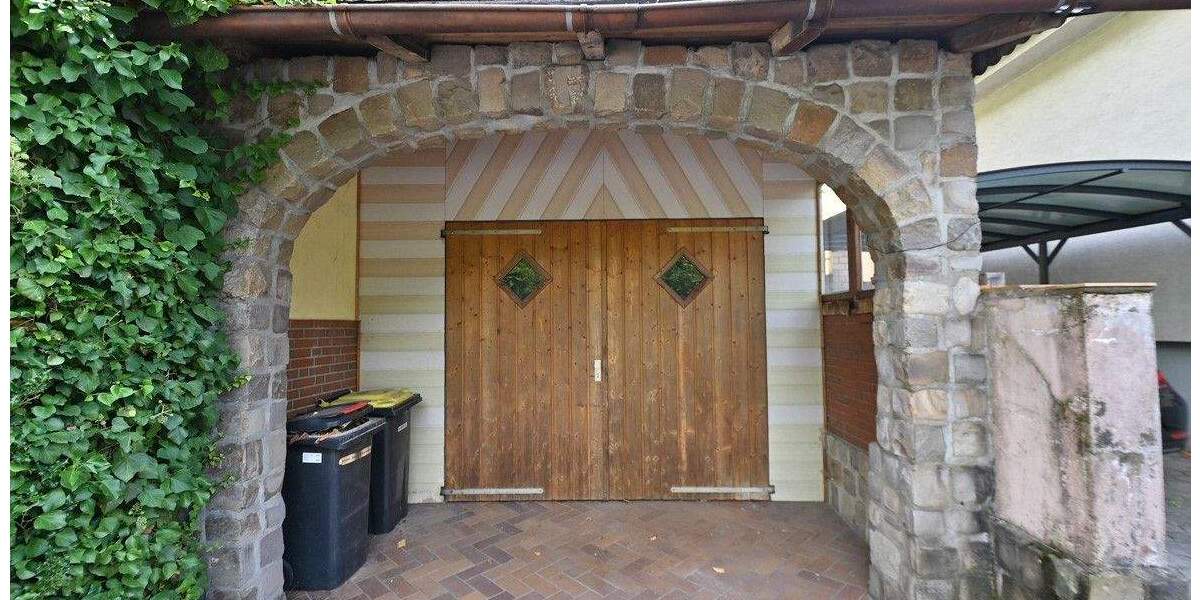 Once in a Lifetime! Freistehendes, kernsanierungsbedürftiges Jahrhundertwendehaus in Kettwig 6 zimmer