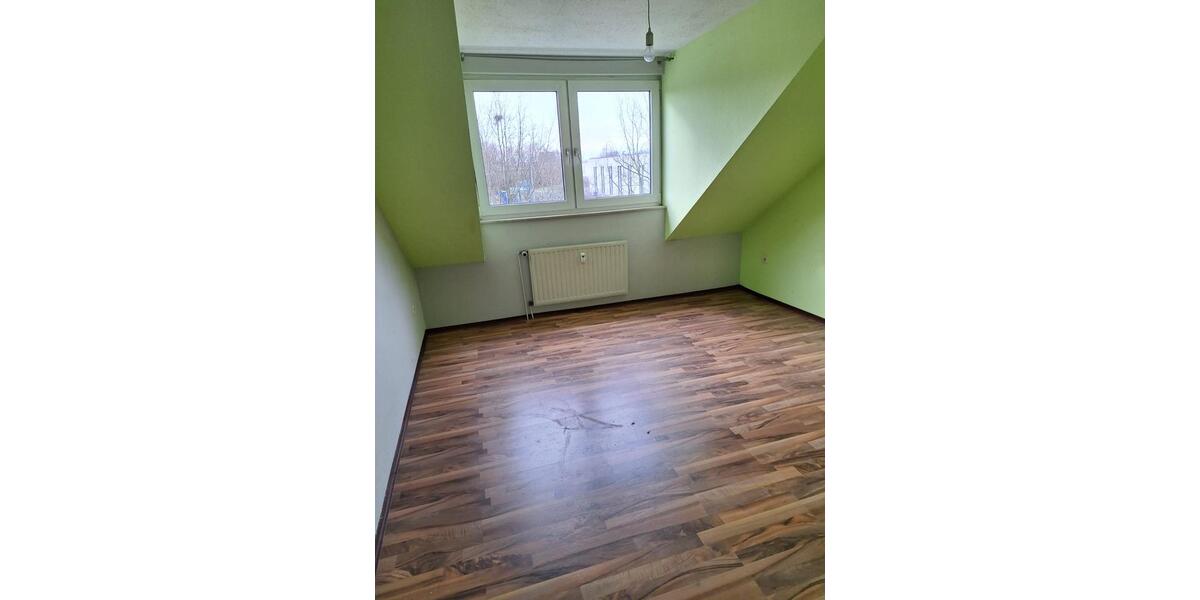 Dachgeschoßwohnung Witten Annen - 3 Zimmer, 73 m&sup2;, 439&euro; | Angebot:24671258