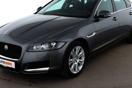 Jaguar XF 65.127 km 21.050 &euro; Essen 45141